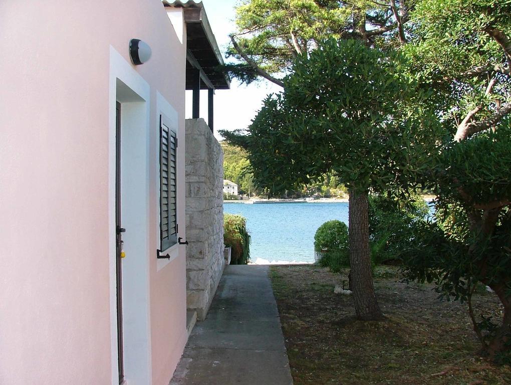 Apartments Eugenio Turizam Soline  Bagian luar foto